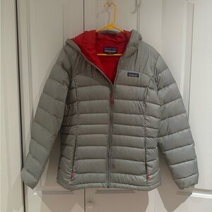 Patagonia Women’s Gray Puffer Jacket